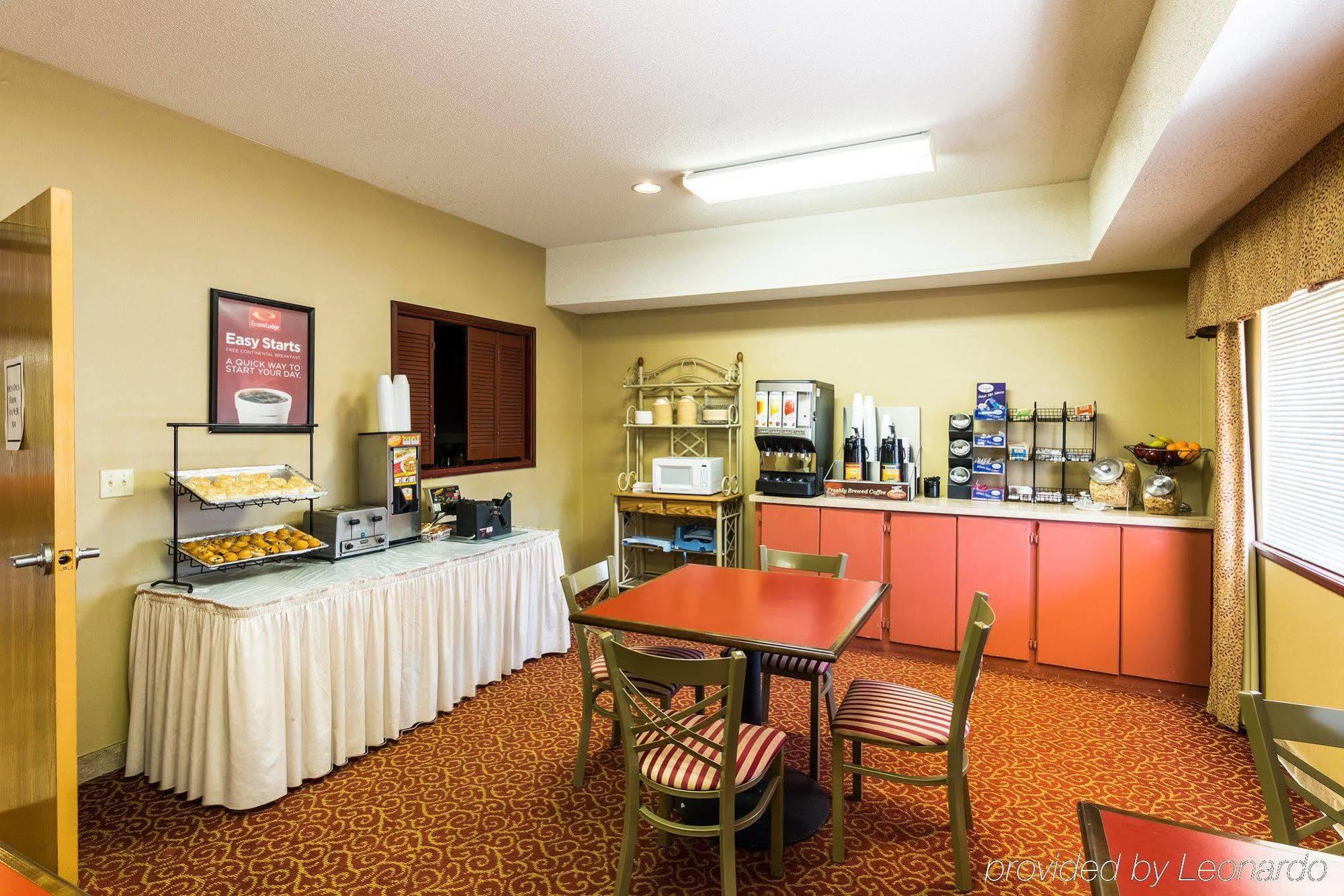 Rodeway Inn Stephenville Extérieur photo