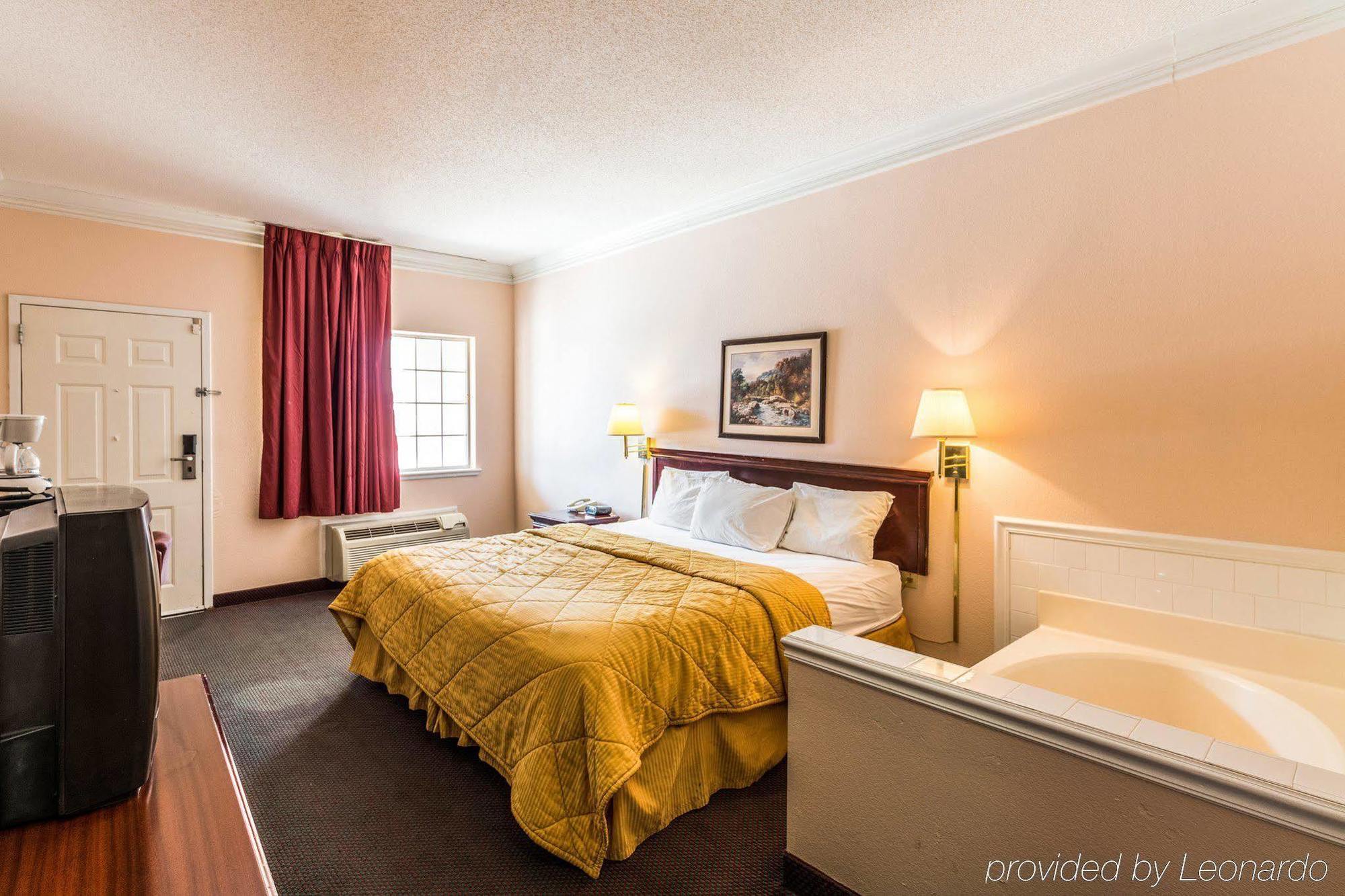 Rodeway Inn Stephenville Extérieur photo